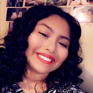 Meet your Posher, Carmen